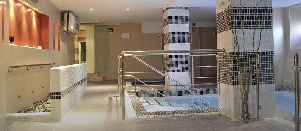 Hotel & Spa Plaza Арриате Экстерьер фото