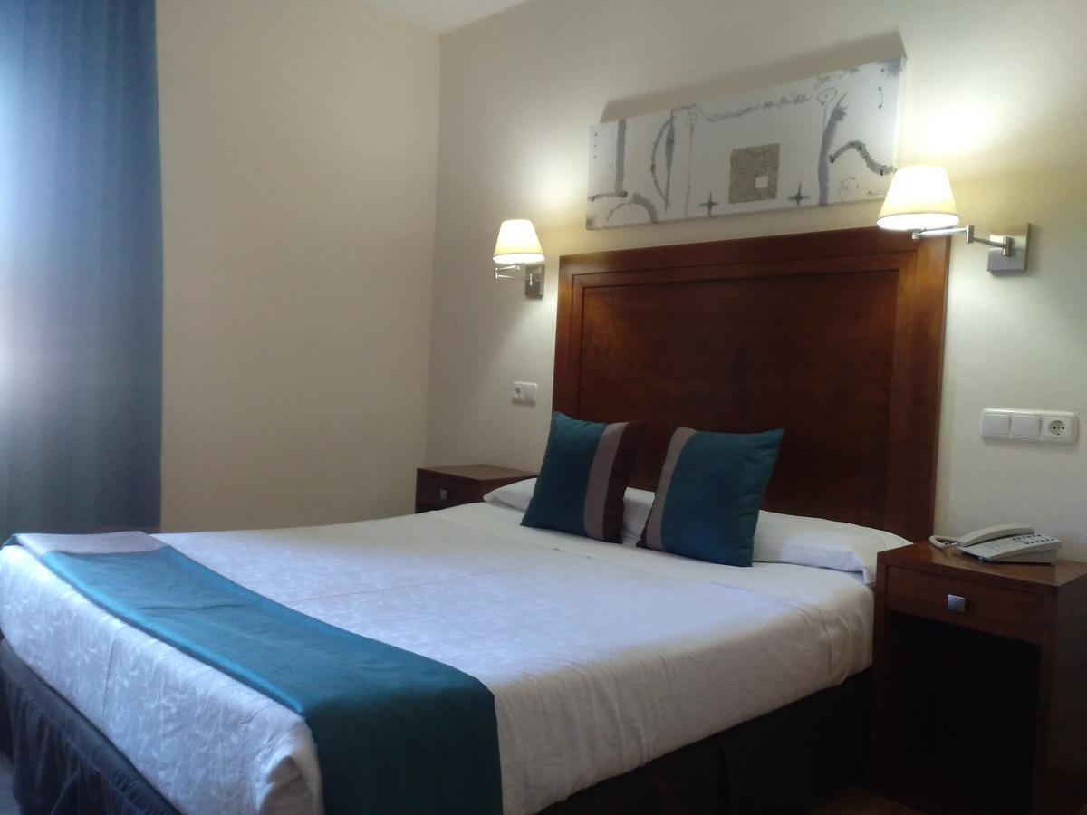 Hotel & Spa Plaza Арриате Экстерьер фото