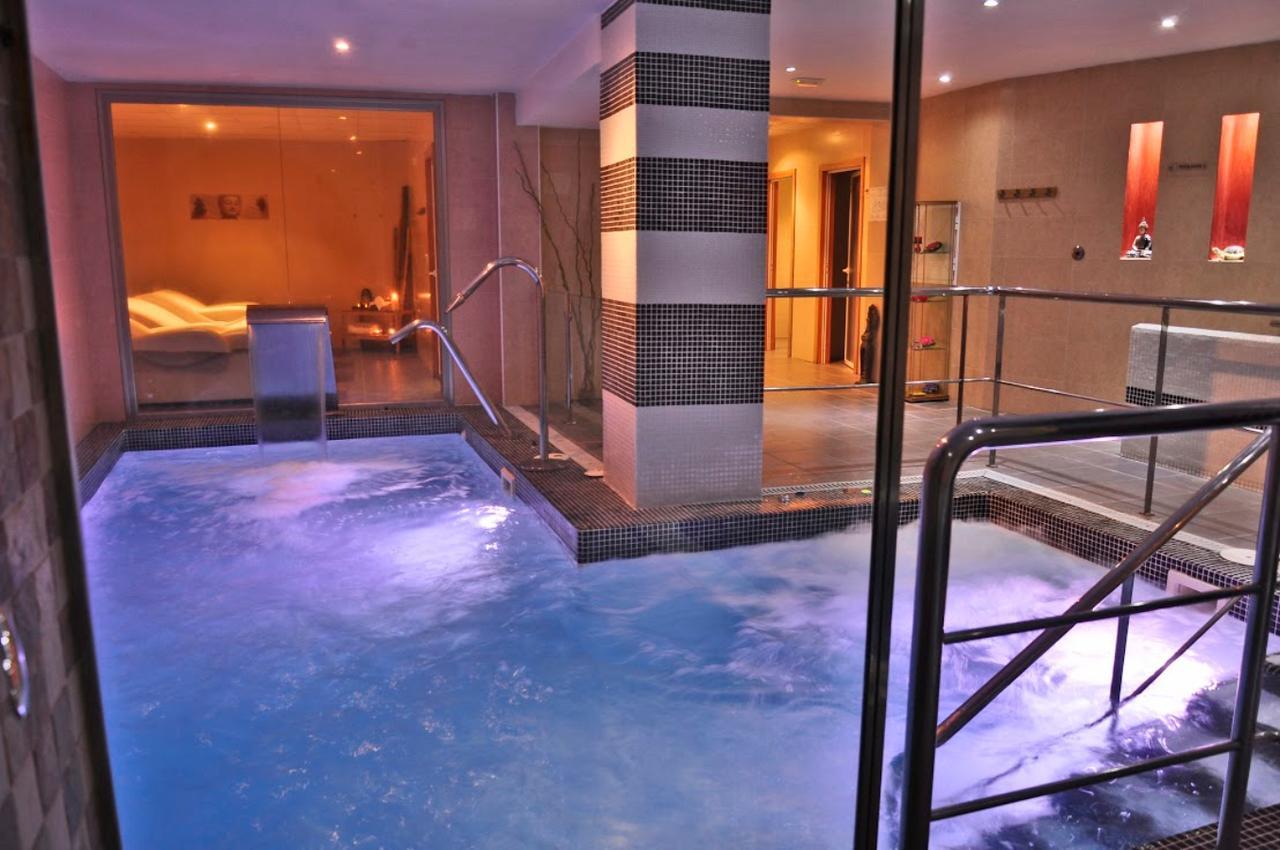 Hotel & Spa Plaza Арриате Экстерьер фото