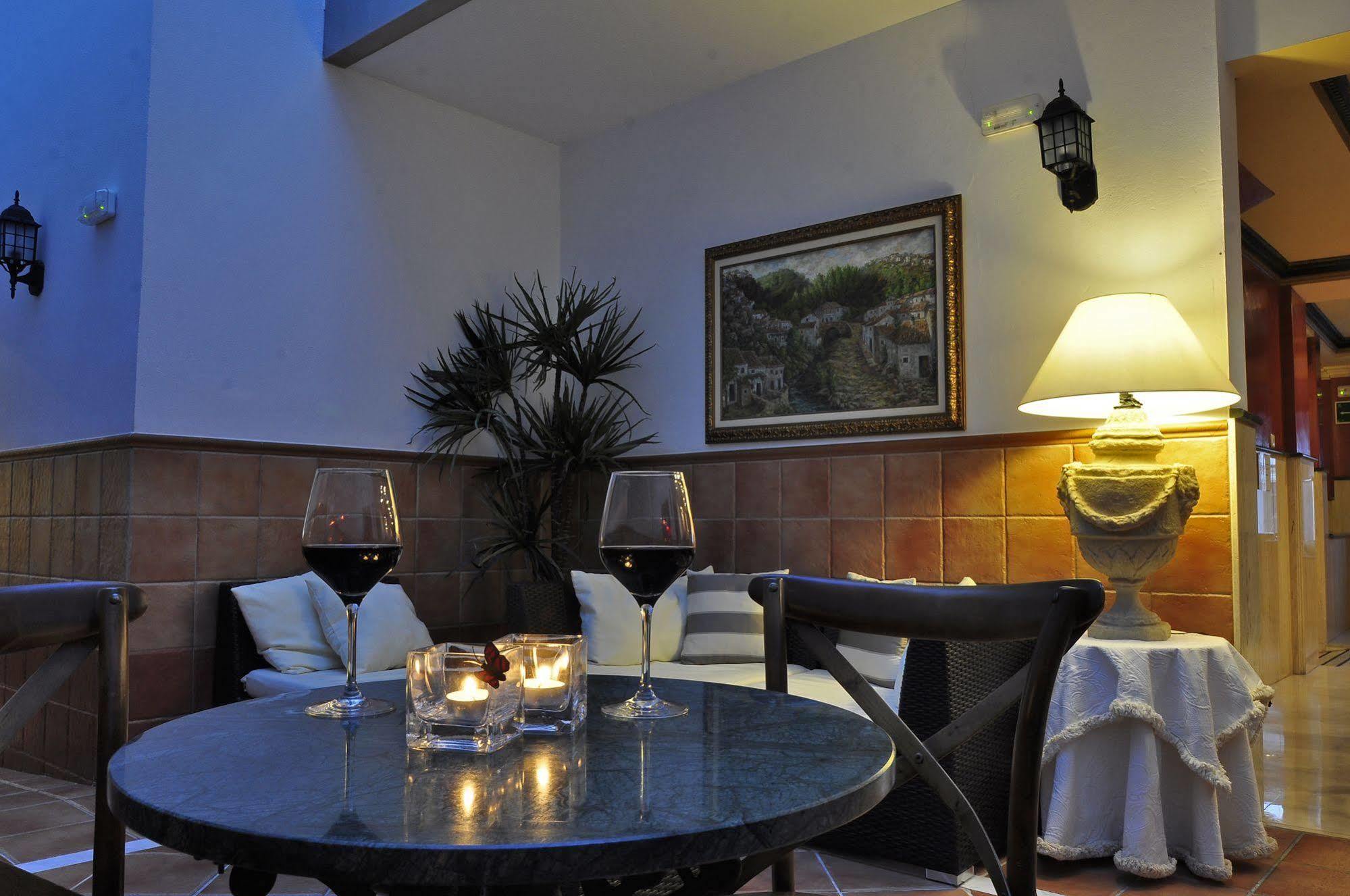 Hotel & Spa Plaza Арриате Экстерьер фото