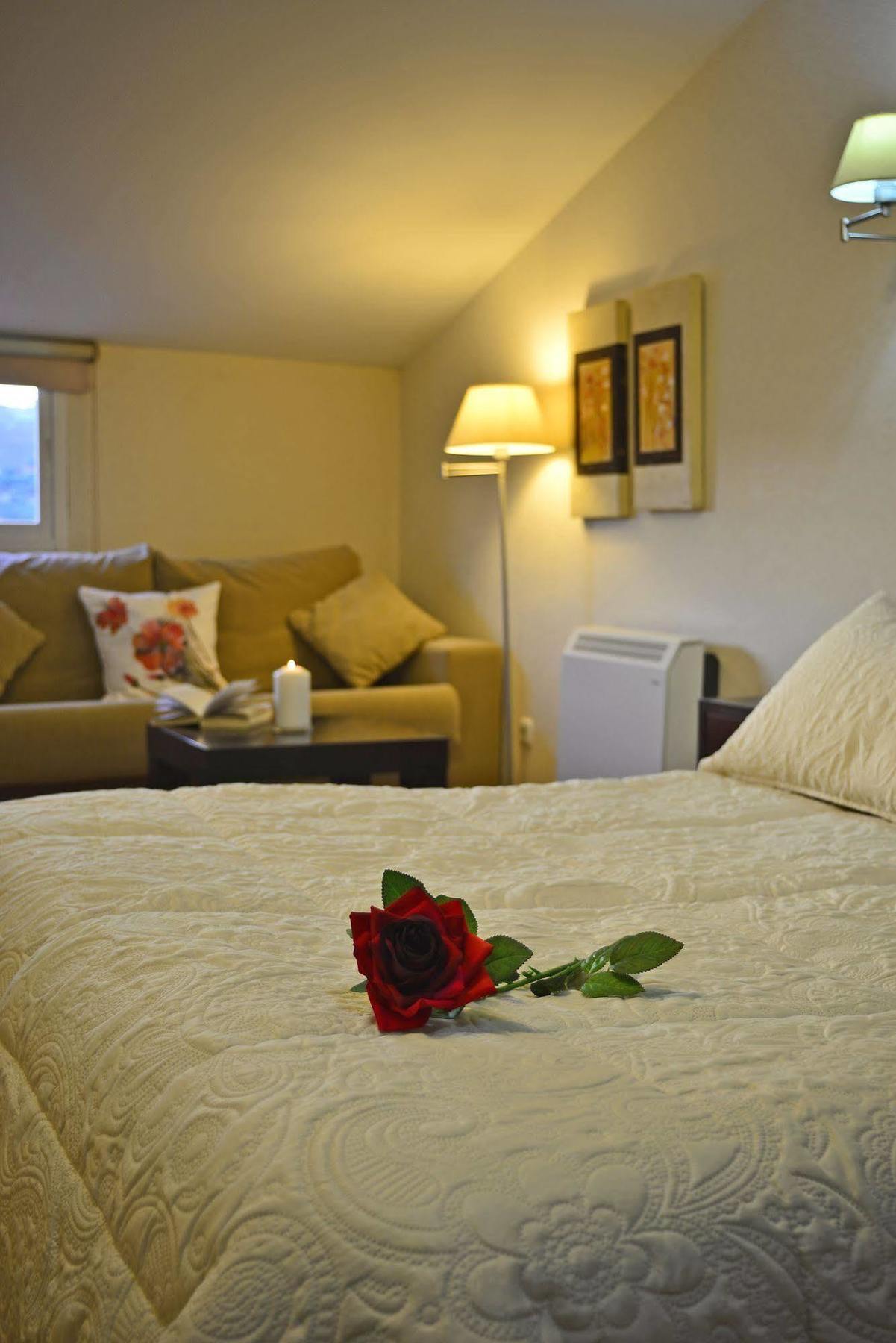 Hotel & Spa Plaza Арриате Экстерьер фото